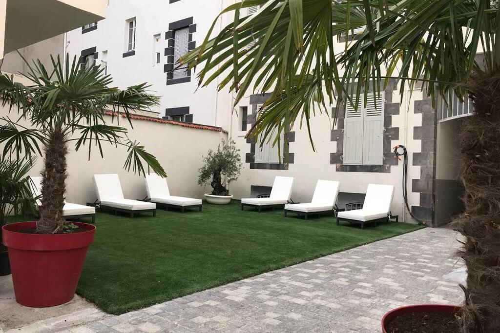 Rare Petit Cocon F1 Calme Possibilite Jacuzzi Hammam En Sus Appartement Chamalières Buitenkant foto