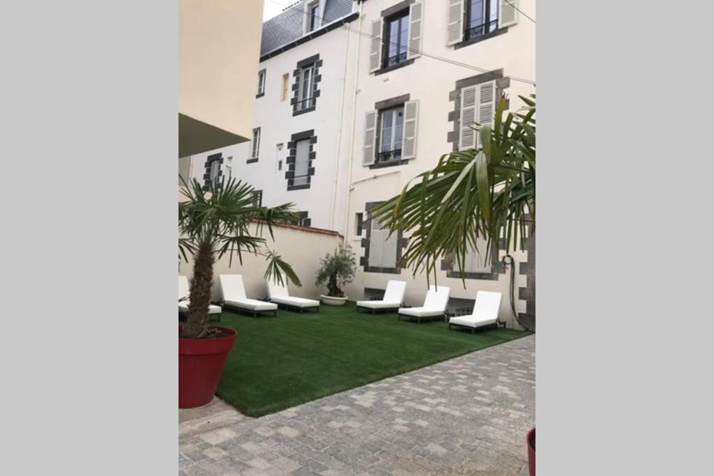Rare Petit Cocon F1 Calme Possibilite Jacuzzi Hammam En Sus Appartement Chamalières Buitenkant foto